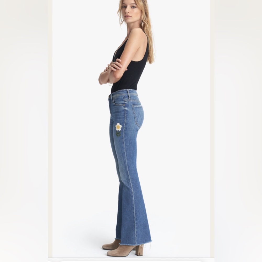 Mother The Weekender Fray Flower Patch Flare Jeans Gold Rush Size 28